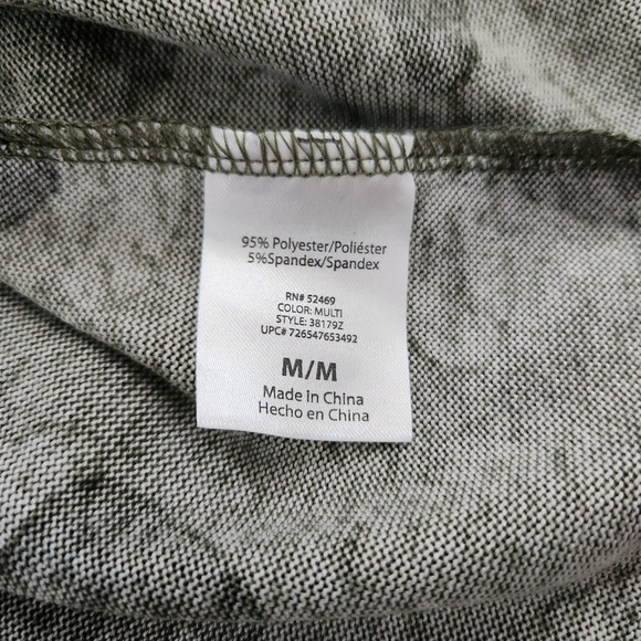 Moda Green Camouflage Balloon Sleeve Top Size Medium - Picture 4 of 7